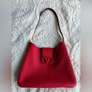 Valentino Logo Clasp Shoulder Bag Rose Red